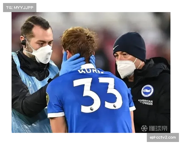 蒙彼利埃对阵南特，客队门将因冲撞导致脑震荡被强制换下